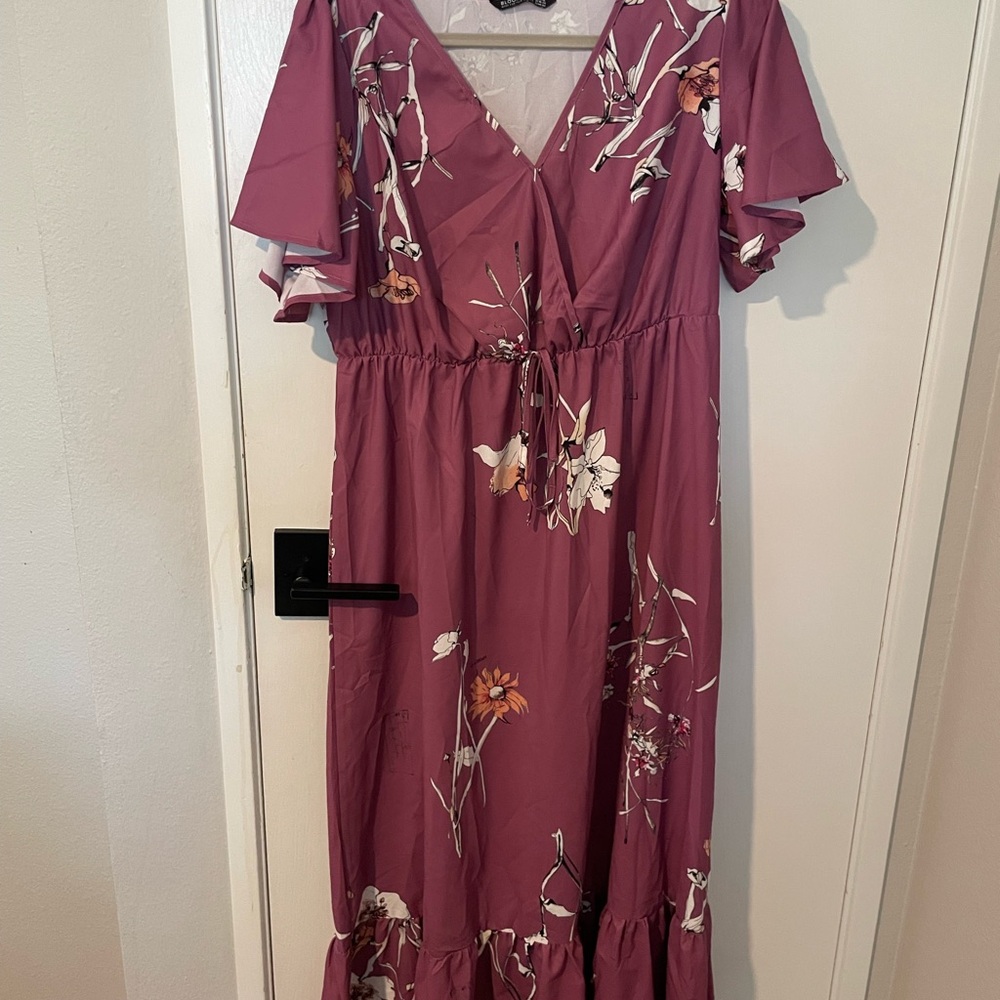 BloomChic Mauve Floral Maxi Dress